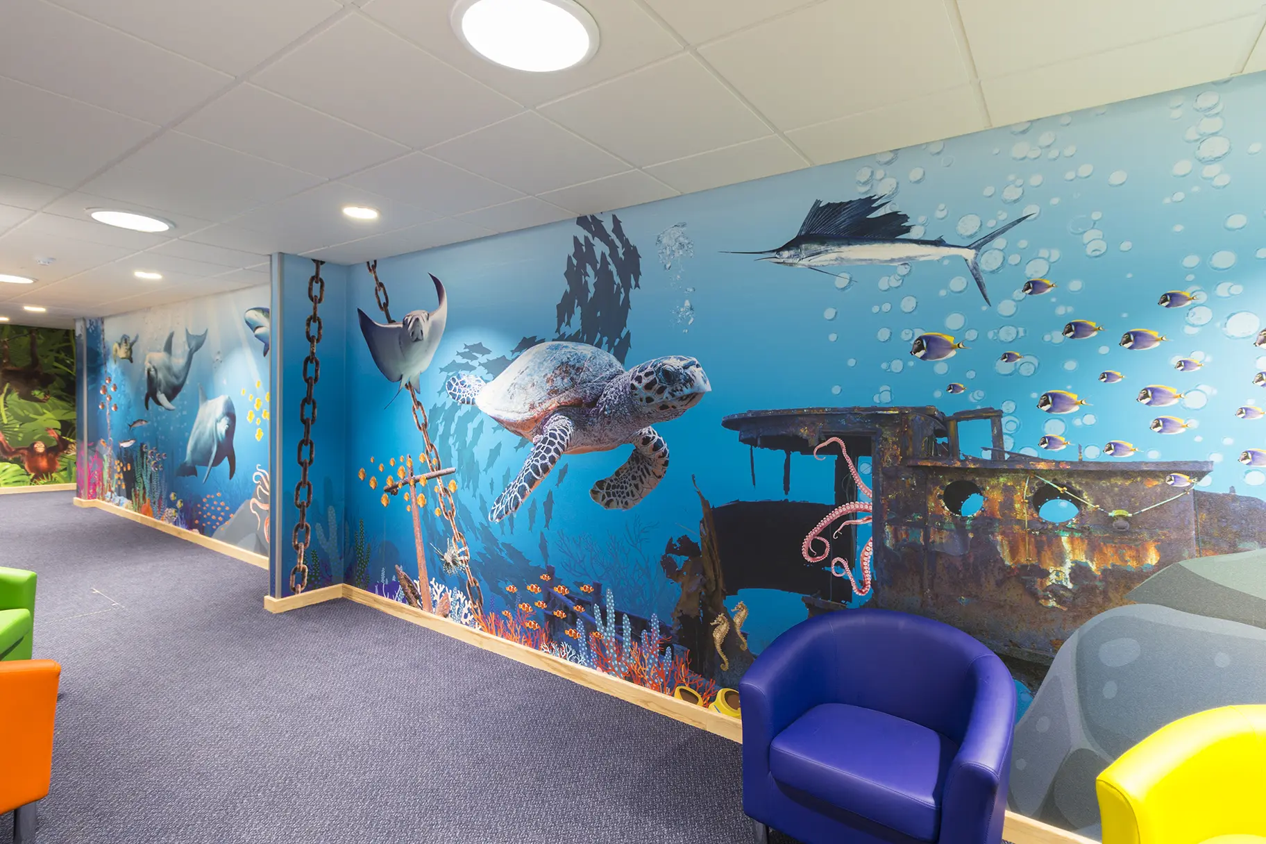 Lee Chapel Schools immersive underwater themed corridor wall art