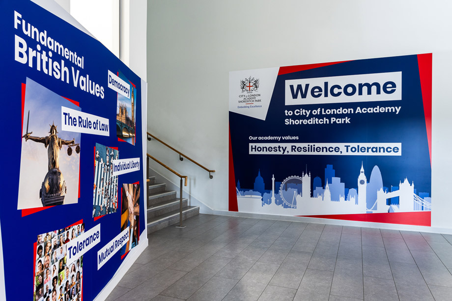 City of London welcome entrance wall art