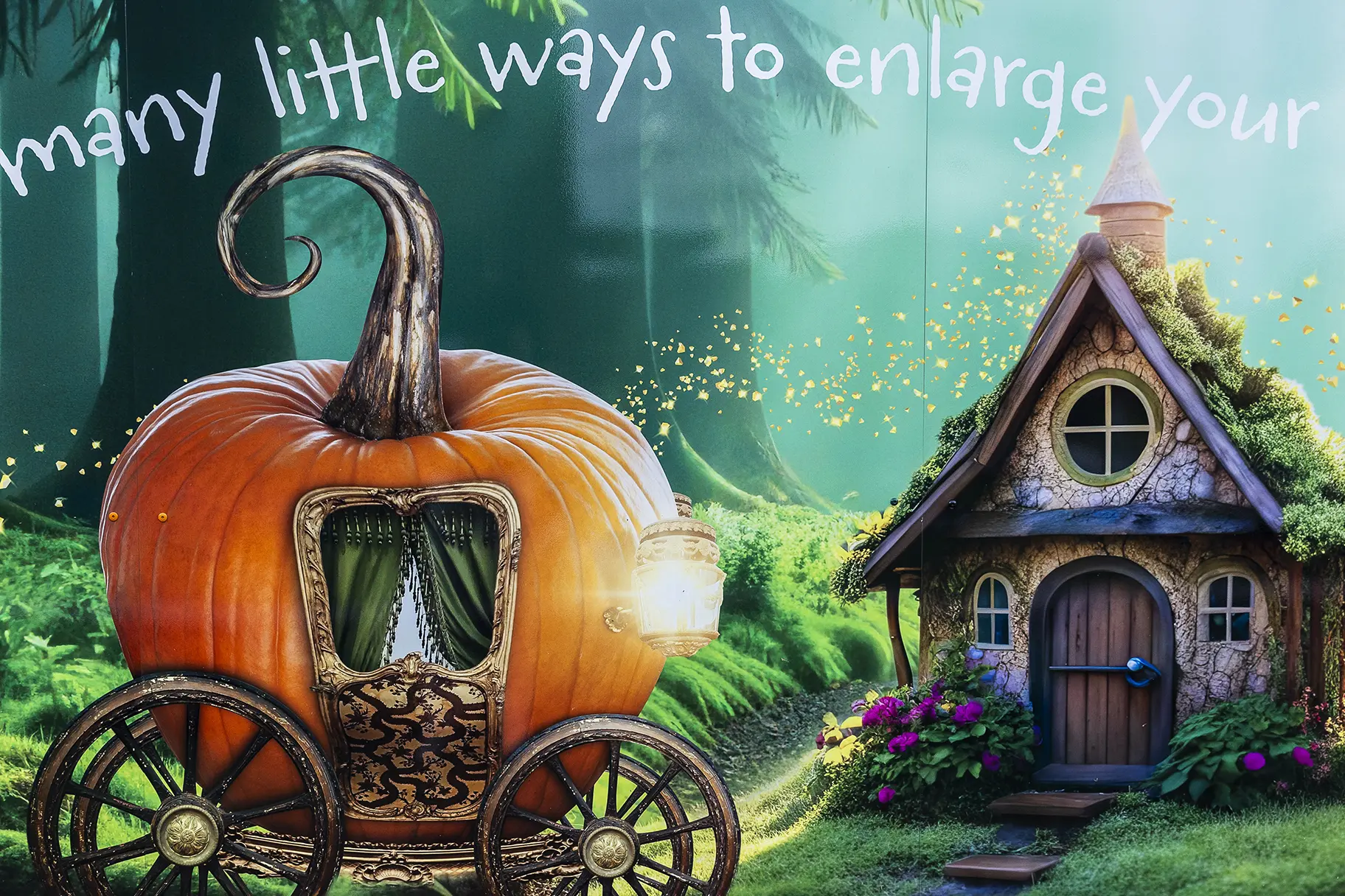 Chapel Hill Primary School literacy fence wall art