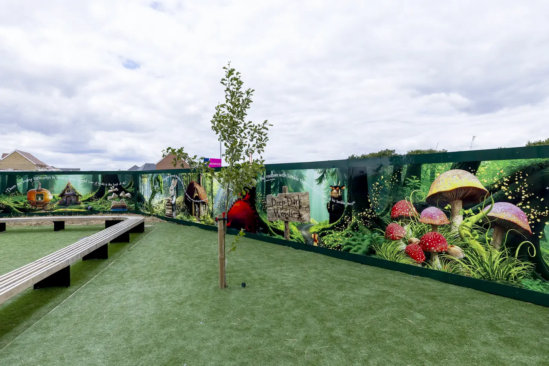 Chapel Hill Primary School literacy fence wall art