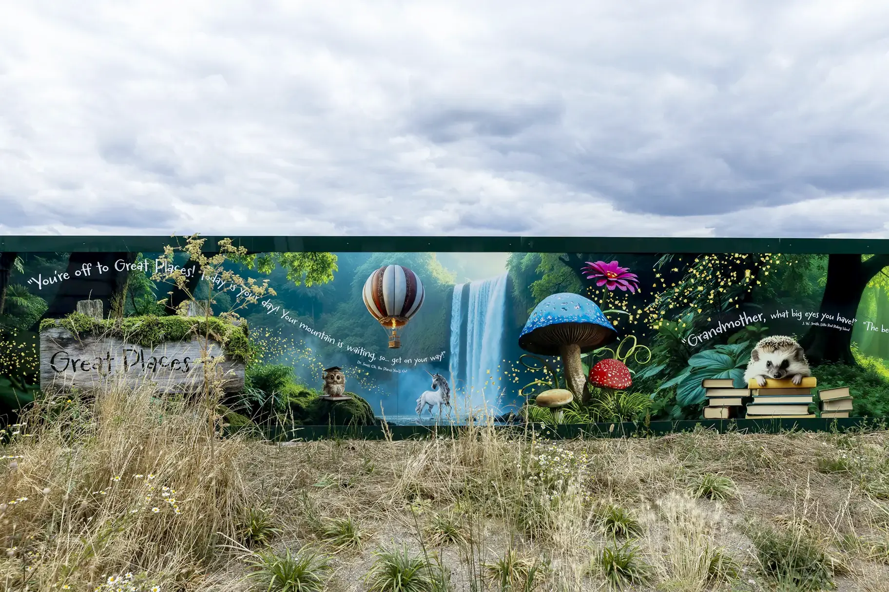 Chapel Hill Primary School literacy fence wall art