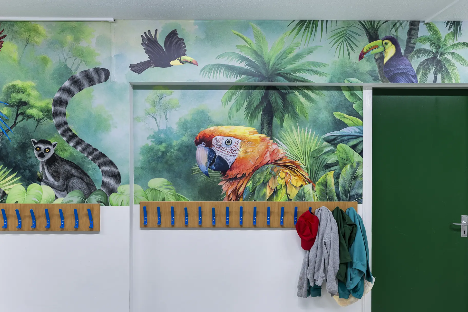 Hampton Infant School early years corridor wall art